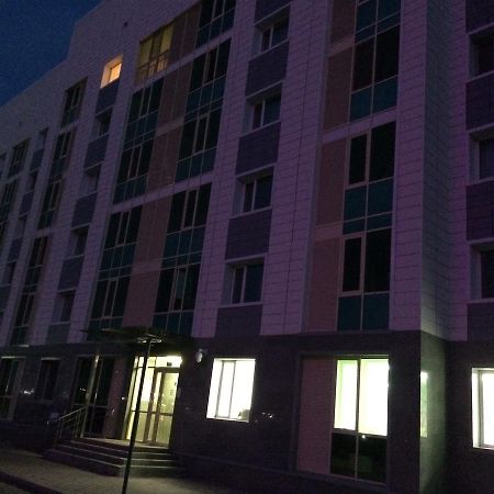 Vesna Apartments In The Center アスターナ エクステリア 写真